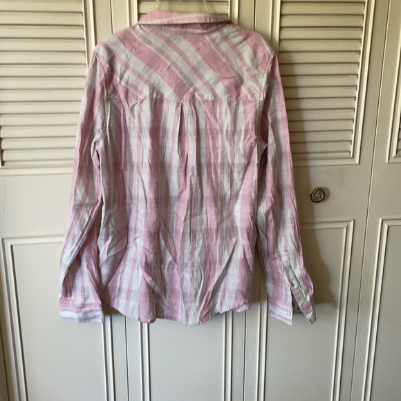 NWOT Lucky Brand Button Down - Picture 3 of 3